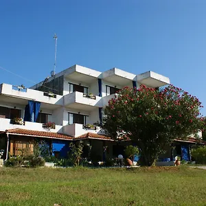 rezervați aici